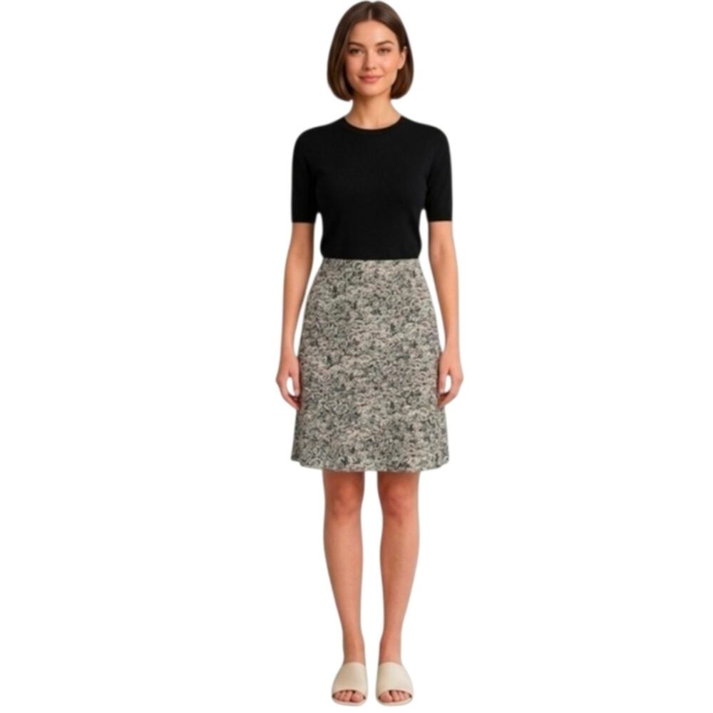 BCBGMaxAzria women's Black Beige Abstract Rose Print A-Line Skirt Medium - Picture 8 of 8